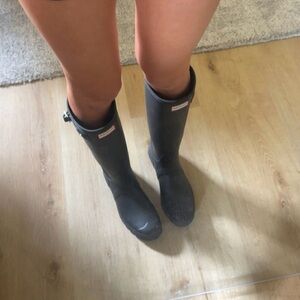 Hunter Classic Black Knee-High Boots Womens size *8